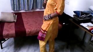 Recording hot Desi bhabhi