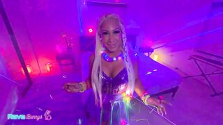 Platinum Braids Pamela Sanderson Meets The DJ And Gets Fucked Deep!