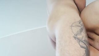Fuck the big twat of a friend who squirts from a penis