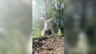 2in1: Pissing Over Head - Void urine - Fountain