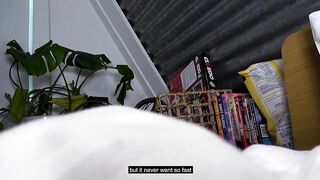 Dutch porn: This chap fucks, she eats chips! Sexybuurvrouw