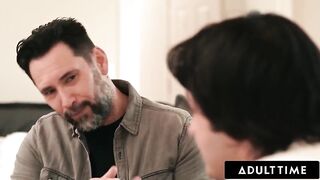 Favourable Hunk Screws MILF With DILF Helper