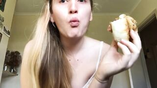 hot beauty eats vegemite scroll