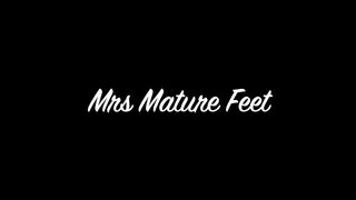 Mrs Older Feet Domestic Femdom-goddess 402
