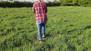 ⭐ Glistening Public Jeans Wetting In Nature ;)
