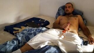 polish dude stroking to orgasm