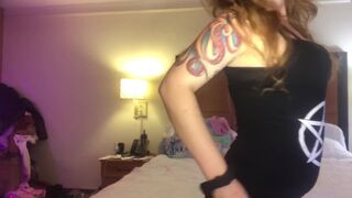 Butt shaking