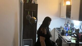 Kitchen Fetish Squirting Madness - Mature Harlots Drenched Everywhere