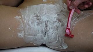 Shaving a Hairy Snatch with Shaving Foam! Close-up!
