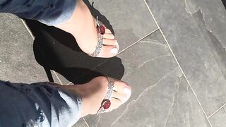 Kylie Jenner Feet Pictures Compilation (Astounding Hot Feet)