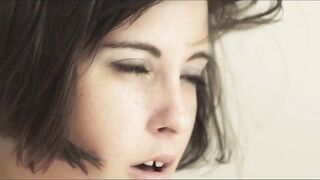 Czech Anabelle's melons covered in cum