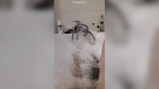 Relaxing bath time with me