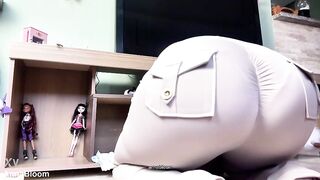 Corpulent Ebony Housewife Farting on Leggings Big Ass Cleaning House