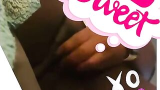 Pussy play and squirt