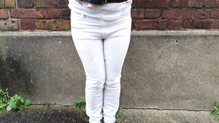 ⭐ I just soaked my pants while saying greetings to my kitty!