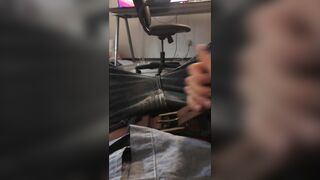 College chap shows you his penis