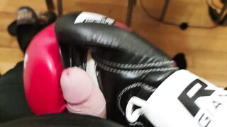Wearing my pyjamas and stroking hard my schlong with a boxing glove (4k fetish)