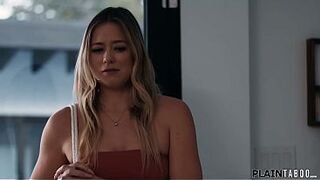 Micky Mod and Ravyn Alexa get their stepdaughters teen gf Lana Smalls to pee ifo 'em when River Lynn walks in.The stepparents convince her to join
