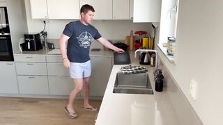 Angelina Has Multiple Orgasms During the time that Getting Filled by a Huge Cucumber.