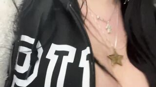 Floozy Flashes In Walmart