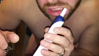 Cum watch the foaming action of my Cum as toothpaste while brushing my teeth with a Oral pleasure-sex-B Spinbrush