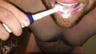 Cum watch the foaming action of my Cum as toothpaste while brushing my teeth with a Oral pleasure-sex-B Spinbrush
