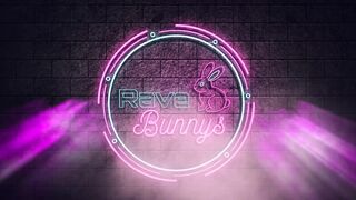 Khloe Kapri's Rave Bunny Costume Comes Off For Wild Glow-Stick Party!