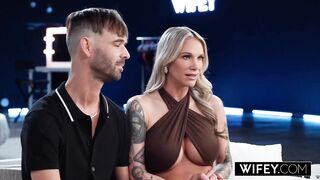 WIFEY Tattooed Golden-haired Hotwife craves black shlong