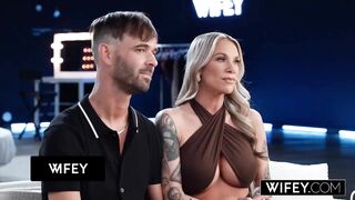 WIFEY Tattooed Golden-haired Hotwife craves black shlong