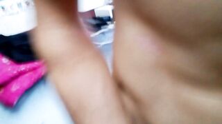 Hot chap jerks off at home and cums on the balcony