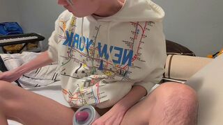 TamTwinky tries out masturbator love machine