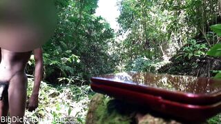 I find a device that apears to be a 3DS during the time that Walking Naked in Nature - Watch me Cum all over it