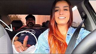 Female ride-share driver catches passenger masturbating from behind!