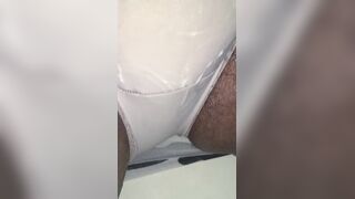 I decided to wake up at midnight just to masturbate my snatch