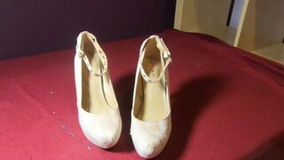 Big CUMSHOT on Sexy JUST FAB plateau pumps