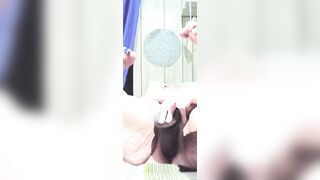 Getting to the Center of That Creamy Chewy Vagina