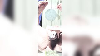 Getting to the Center of That Creamy Chewy Vagina