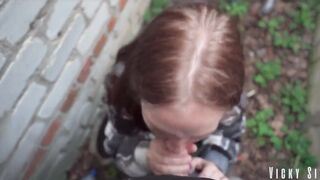 Real Fast Risky Oral-job sex Behind the Garages. Cummed Mouth Full and Made Her Drink