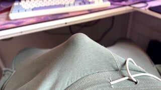 SEXY Guy CUMMING in Sweatpants!