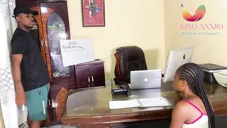AMATURE STUDENT GETS A GOOD SEX LEASON