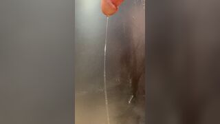 Bulbourethral fluid draining from my flaccid shlong