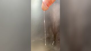 Bulbourethral fluid draining from my flaccid shlong