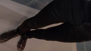 Void urine and Wetlook Night Fully Clothed
