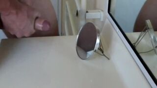 THICK WHITE WANG JERKS OFF TO ENORMOUS JIZZ FLOW ALL OVER THE WASHROOM MIRROR! SOLO BOY ORGASM