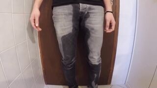 Void urine Jeans and Clothed Bath