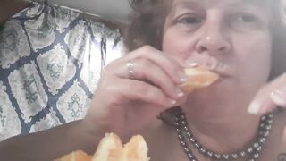 Juicy cunt eating