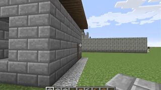 How to build an facile 8x8 castle in Minecraft (tutorial)