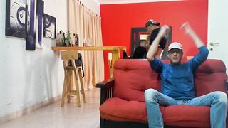 Partido de fútbol con cuernos