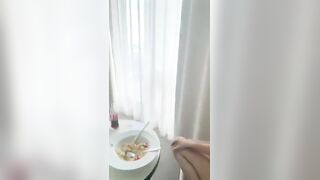 I eat risotto completely bare