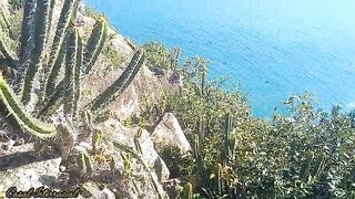 I was resting on the trail when this chick asked me to put on some sunscreen, and this honey rewarded me nicely.